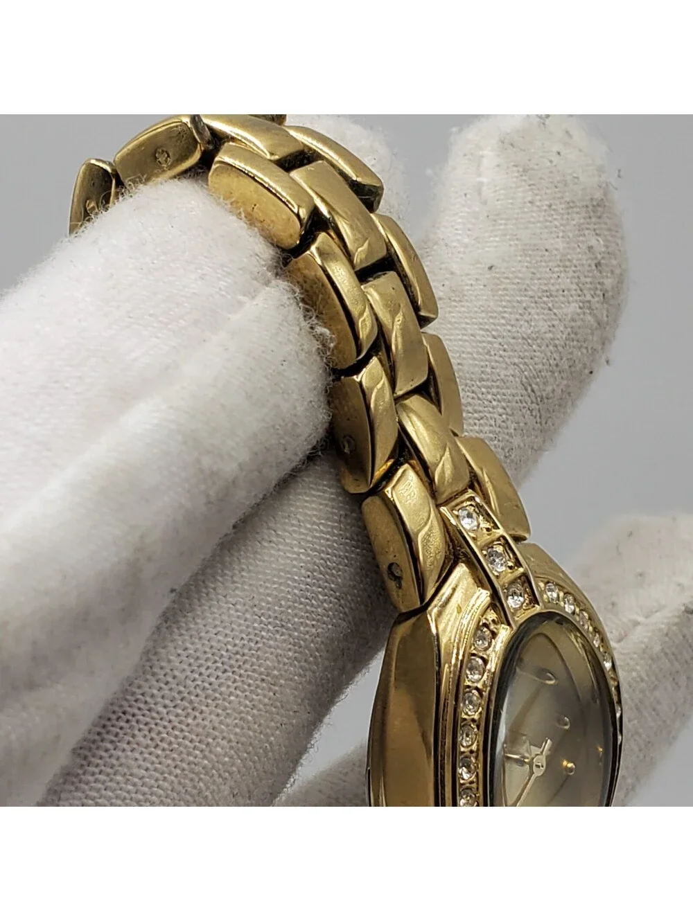 Armitron Rhinestone Bezel Watch Women 20mm Gold Tone New Battery